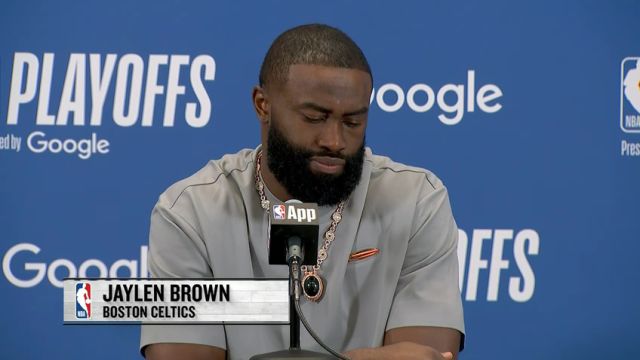 【2025年05月08日】NBA季后赛：尼克斯vs凯尔特人G2赛后新闻发布会全场录像回放