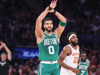 凯尔特人队的杰森·塔图姆超越科比·布莱恩特,在NBA季后赛得分榜上排名第二