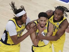  NBA东决G1裁判报告：两次关键漏判都是步行者吃亏 仍加时险胜尼克斯 
