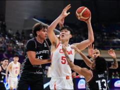 中国小将杨瀚森体重是多少？从CBA到NBA试训，见证潜力中锋的成长密码