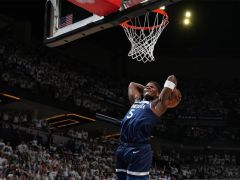  大胜雷霆42分创神迹！爱德华兹轰30+9+6压制新科MVP：要赢下G4 