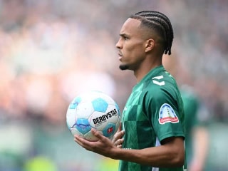 不莱梅的费利克斯·阿古将留在德甲，尽管有英超球队的兴趣