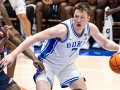 2025年NBA选秀热门球员康克努佩尔在球场位置是什么？