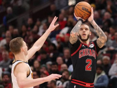  NBA休赛期补强 美记朗佐-鲍尔预计被摆上货架年薪1000万 独行侠补强最优选择 
