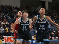 中国女篮球员李月汝已向西雅图风暴队提交交易申请，希望在WNBA获得更多上场时间