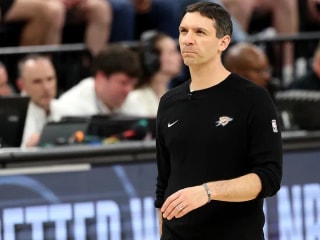 马克·戴格诺特多大了?雷霆队主教练的年龄和职业生涯时间线