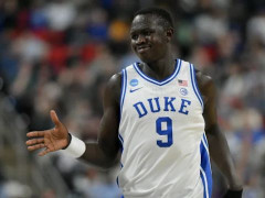  2025年NBA选秀大会热门球员——卡曼马努阿奇选秀模板 