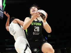  想换队很难！李月汝申请交易的背后：WNBA不再是传统内线的天下 