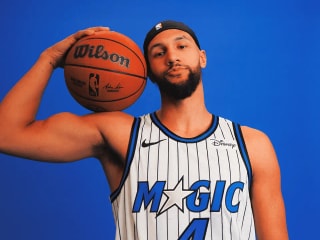 为什么奥兰多魔术队回归大胆的细条纹,并赋予其现代感