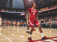  2025NBA选秀热门新秀球员 拉巴隆-菲隆臂展 