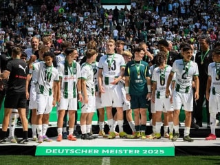 门兴格拉德巴赫U17赢得德甲冠军