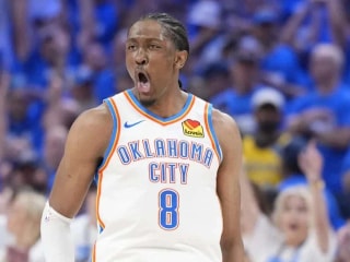 杰伦·威廉姆斯在第五场比赛中表现出色,跻身精英行列