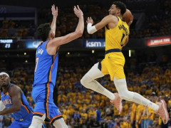 NBA总决赛步行者vs雷霆战报 亚历山大半场16分 哈利伯顿伤退首节3记三分