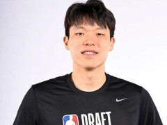  经纪人总结杨瀚森试训之旅：各方面收获很大 曾无翻译单独试训几队 