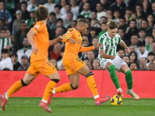 西甲转会综述：比利亚雷亚尔和皇家贝蒂斯忙碌，马德里竞技敲定交易