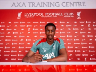 “我必须做到”——特雷·尼奥尼透露签署利物浦足球俱乐部新合同后的下一步