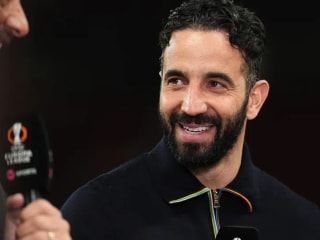 曼联计划尽快激活条款,替换“状态严重下滑”的红魔球星