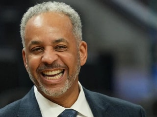 斯蒂芬·库里的父亲戴尔透露勇士队需要克服的障碍