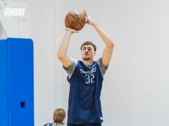  NBA新状元库珀-弗拉格大学数据详情一览 