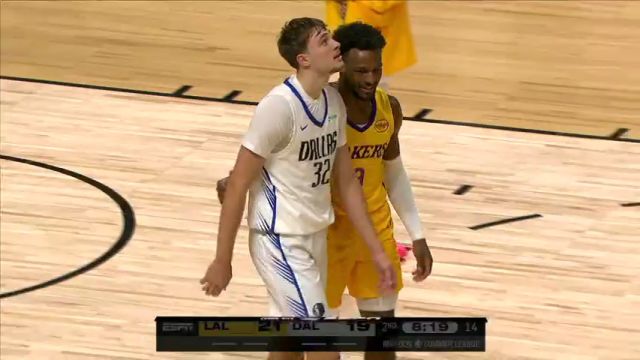 【2025年07月11日】NBA夏季联赛：湖人vs独行侠第2节中文解说录像回放