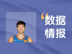 稳扎稳打！科马克-瑞恩半场状态可佳出场11分钟砍下11分