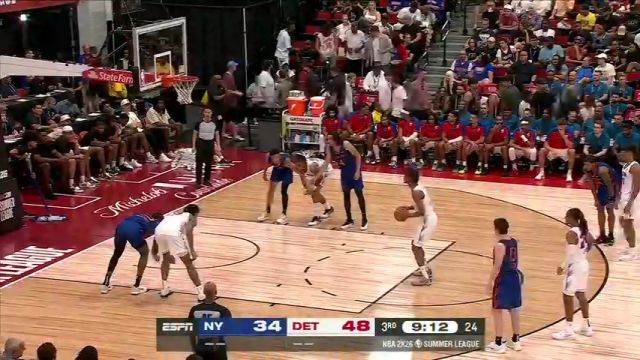 【2025年07月12日】NBA夏季聯(lián)賽:尼克斯vs活塞第3節(jié)中文解說錄像回放