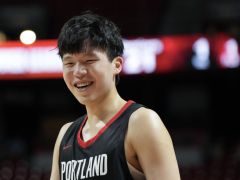  NBA夏聯(lián)戰(zhàn)報(bào)：開(kāi)拓者33分大勝勇士 楊瀚森首秀10+4+5+3帽全能 