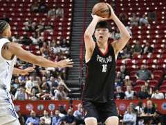  NBA夏季聯(lián)賽開拓者vs勇士：楊瀚森首秀數據10分4籃板5助攻1搶斷3蓋帽 