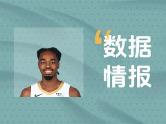  狀態(tài)不俗！A-里夫斯半場5中4砍下9分3板3斷，球隊(duì)處于落后中 