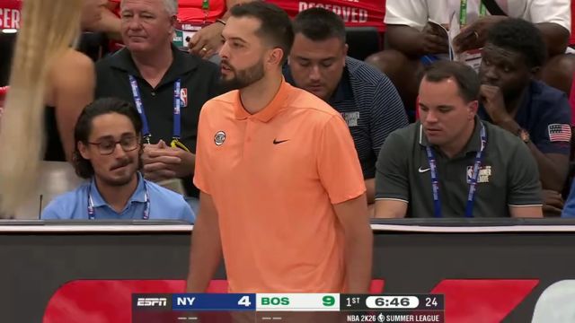 【2025年07月14日】 NBA夏季聯(lián)賽：尼克斯vs凱爾特人第1節(jié)英文原聲錄像回放