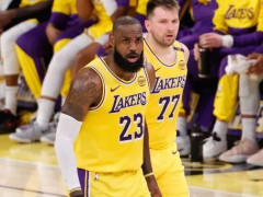  美记：NBA各队齐聚拉斯维加斯，佩林卡和湖人希望借此机会打造一套更具深度的阵容 