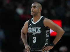 美记：外界普遍预计保罗将在自己NBA生涯的最后一个赛季与快船重聚