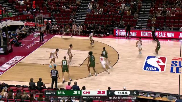 【2025年07月17日】NBA夏季聯(lián)賽：雄鹿vs公牛第1節(jié)英文原聲錄像回放
