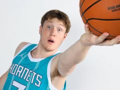 NBA夏聯(lián)決賽對陣：黃蜂29分大勝會(huì)師國王 兩隊(duì)均5勝0負(fù)爭冠 