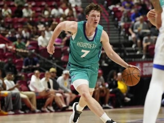 黄蜂队史首次夺得夏季联赛冠军,各方反应热烈