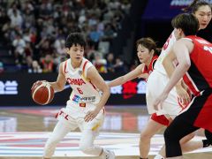 中国81-90日本 中国队不敌日本三分雨无缘卫冕