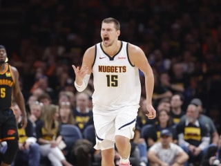 掘金队的尼古拉·约基奇向塞尔维亚传奇、前快船队球员致以衷心的问候