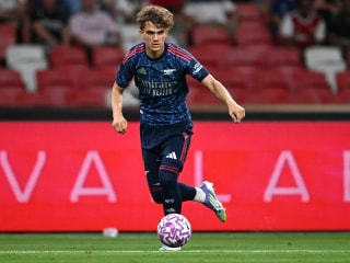 15岁的马克斯·多曼在完成GCSE课程一年后,已成为阿森纳冉冉升起的新星