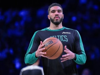 凯尔特人球星杰森·塔图姆在秘密训练中展现出不屈不挠的心态