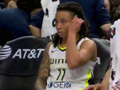 WNBA常規(guī)賽：達拉斯飛翼vs金州瓦爾基里第1節(jié)英文原聲回放