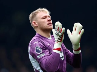 纽卡斯尔正在运作南安普顿门将阿隆·拉姆斯戴尔的交易