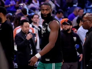 凯尔特人队的杰伦·布朗坦承自己与抑郁症作斗争