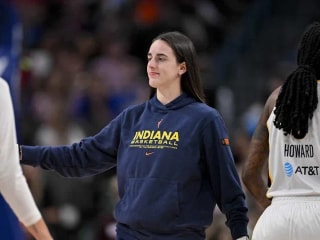 前奥兰多魔术队球星被滑稽地卷入WNBA性玩具争议