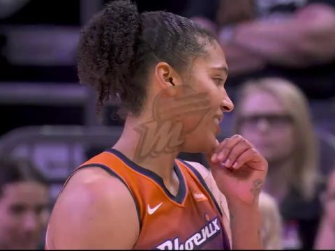 WNBA常規(guī)賽：印第安納狂熱vs菲尼克斯水星第4節(jié)中文解說回放
