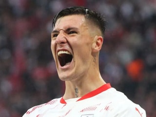 本杰明·塞斯科转会新闻:曼联完成签约,RB莱比锡前锋加盟,纽卡斯尔错过机会