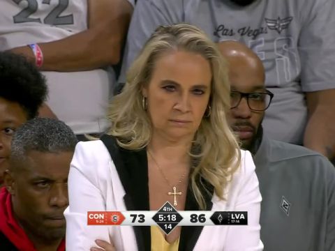 WNBA常规赛:康涅狄格阳光vs拉斯维加斯王牌第4节英文原声回放