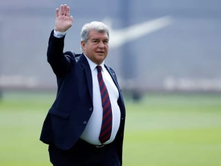 巴塞罗那批准700万欧元担保，以注册马库斯·拉什福德和琼·加西亚