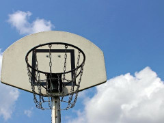 今日为 CBA合同匹配最后期限 陈国豪、杜伯超去向待定，北控与天津将做最终决定