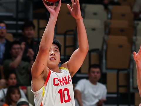 王俊杰vs新西蘭集錦 延續(xù)火熱狀態(tài)拿到14+6+2化身全能戰(zhàn)士