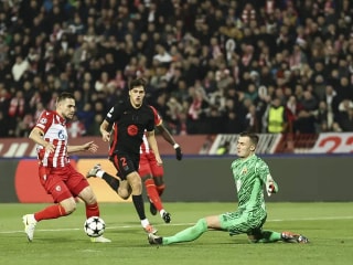 西甲球队领跑巴塞罗那弃将争夺战